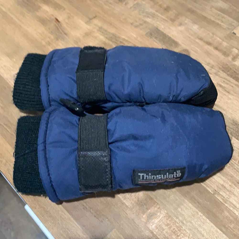 Super warm gloves. Great for the snow.